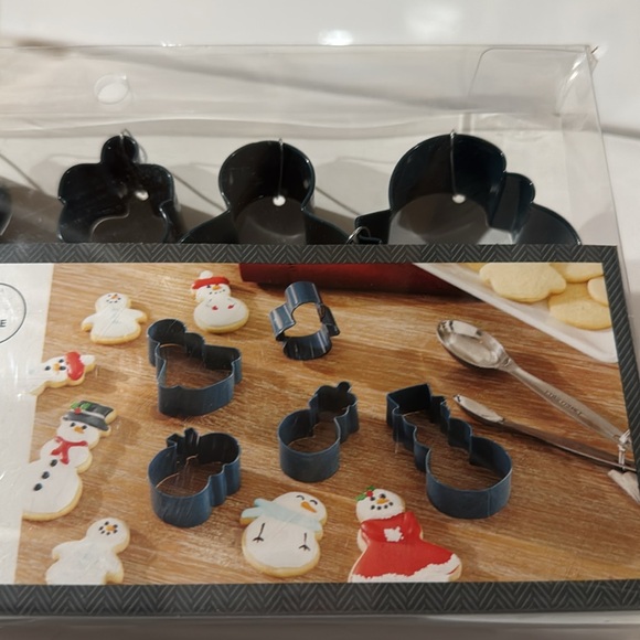 NEW Christmas Cookie Cutters Snowman Cookie Cutters Set Stainless Steel 5pcs - Picture 3 of 4